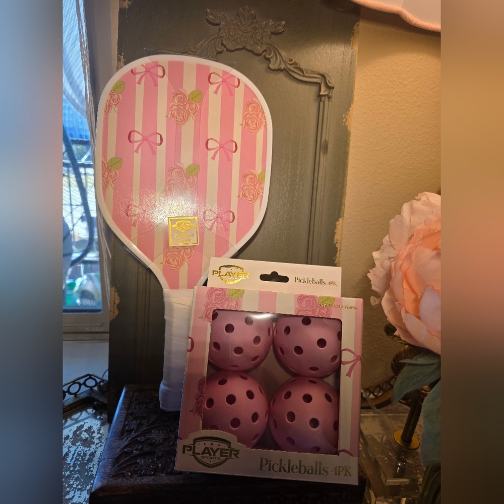 Pink Striped Pickleball Set with Paddle and Balls